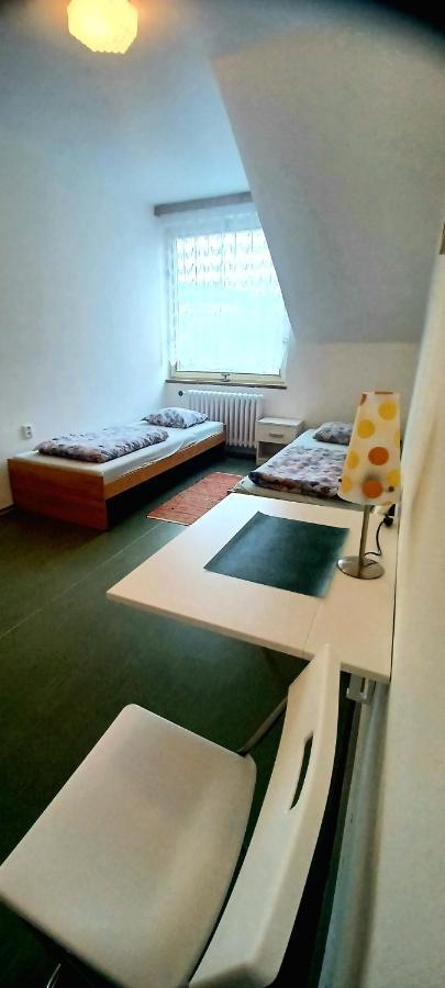Penzion A Restaurace U Jezirka Hrimezdice Екстериор снимка